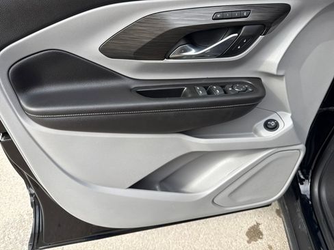 Used 2022 GMC Terrain SLT image 10