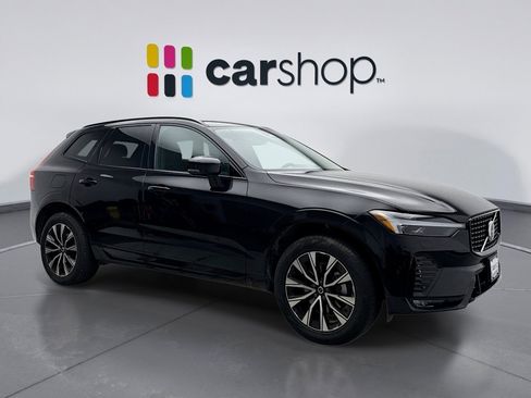 Used 2025 Volvo XC60 B5 Core image 7