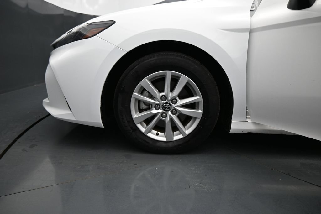 Used 2025 Toyota Camry LE FWD image 27