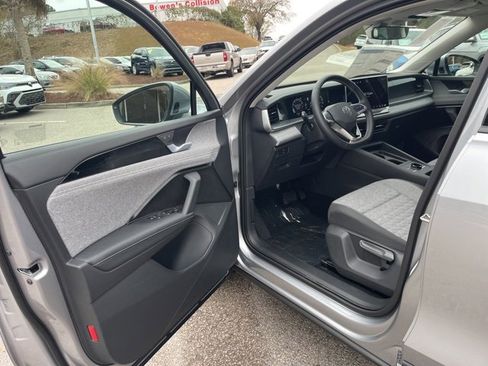 New 2026 Volkswagen Tiguan S image 4