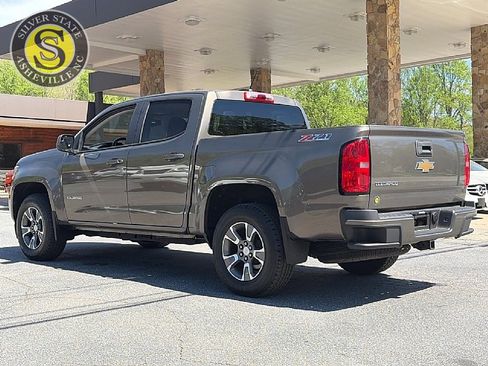 Used 2015 Chevrolet Colorado Z71 image 4