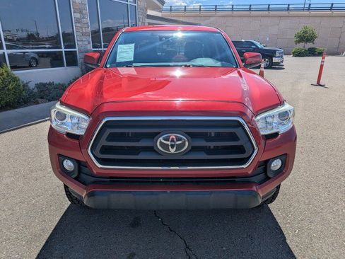 Used 2020 Toyota Tacoma SR5 AWD/4WD image 6