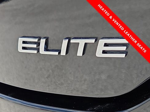 Used 2023 Honda Pilot Elite image 8