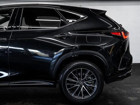 Used 2024 Lexus NX 250 FWD image 13