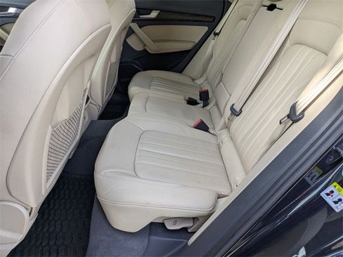 Used 2018 Audi Q5 2.0T Premium Plus w/ Premium Plus Package image 15