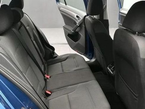 Used 2016 Volkswagen Golf S FWD image 15