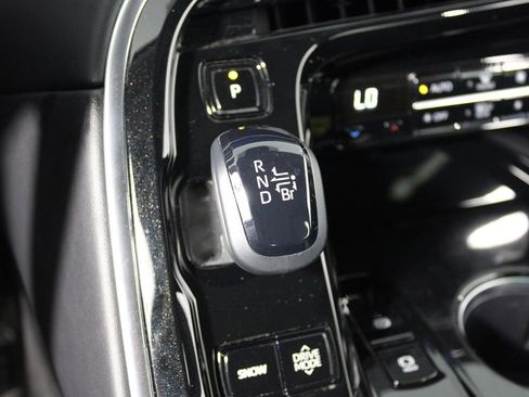 Used 2023 Toyota Mirai w/ Advanced Technology Package RWD image 19