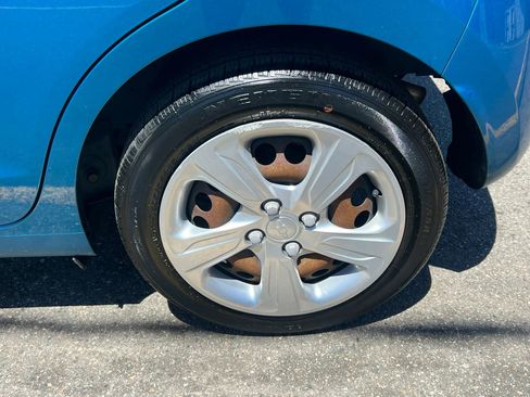 Used 2020 Chevrolet Spark LS FWD image 11