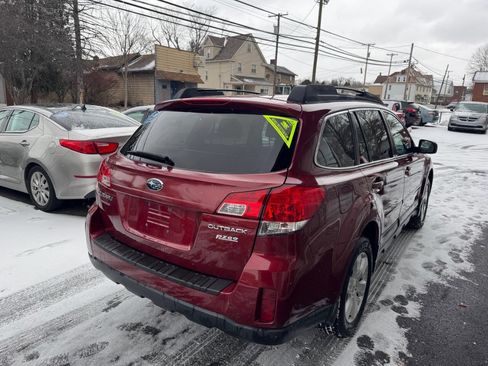 Used 2013 Subaru Outback 2.5i Premium image 5