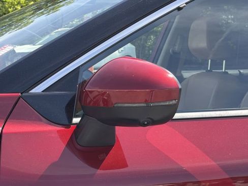 Used 2022 Nissan Rogue Platinum w/ Head-Up Display Package image 31