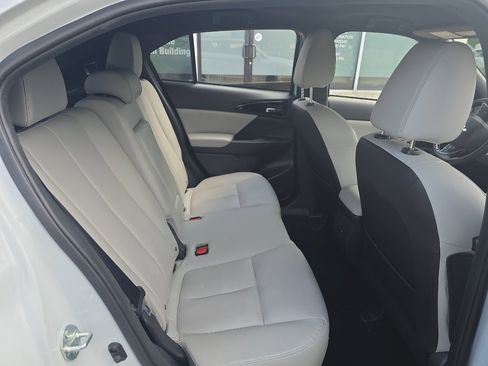 Used 2025 Mitsubishi Eclipse Cross SEL image 12