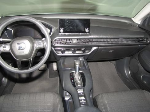 Certified 2024 Honda HR-V LX image 13