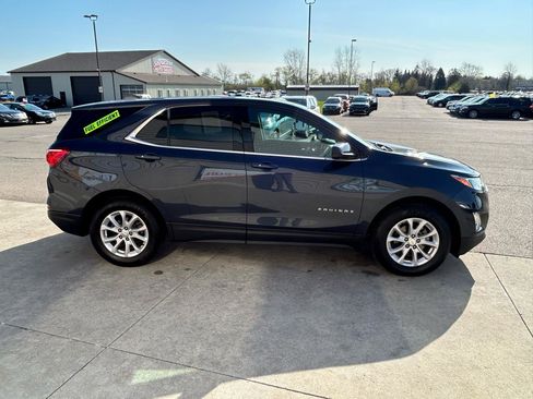 Used 2018 Chevrolet Equinox LT FWD image 4