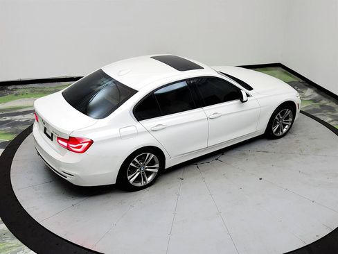 Used 2018 BMW 330i Sedan RWD image 34