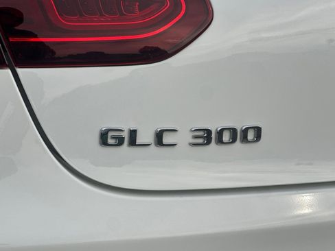Used 2023 Mercedes-Benz GLC 300 4MATIC Coupe image 23