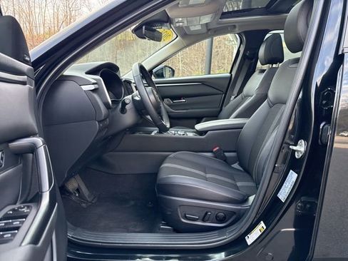 Used 2025 MAZDA CX-50 AWD 2.5 S w/ Premium Package image 18