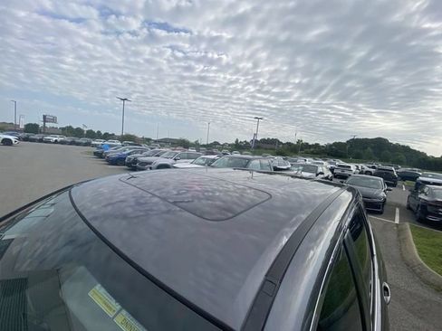 Used 2019 Honda Pilot EX-L image 3