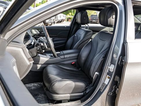 Used 2016 Mercedes-Benz S 550 Sedan image 28