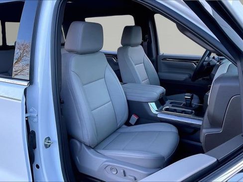 Used 2023 Chevrolet Silverado 1500 LTZ w/ Technology Package image 19