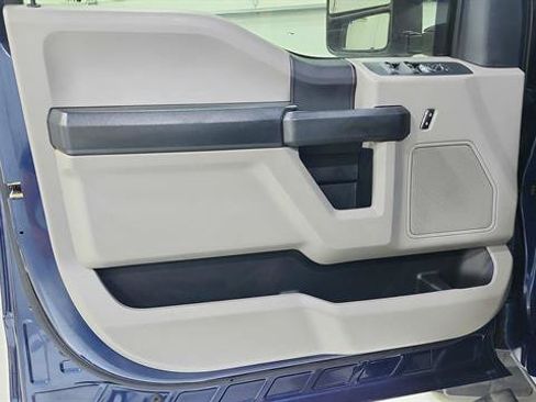 Used 2019 Ford F250 XL w/ STX Appearance Package AWD/4WD image 18