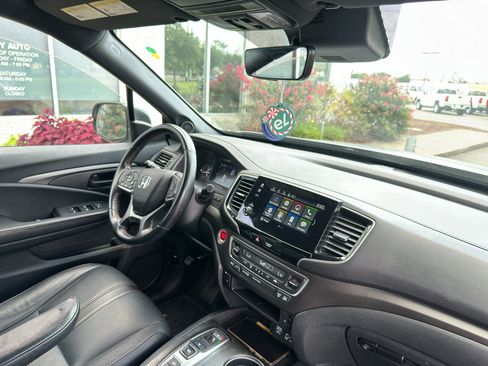 Used 2022 Honda Passport TrailSport image 11