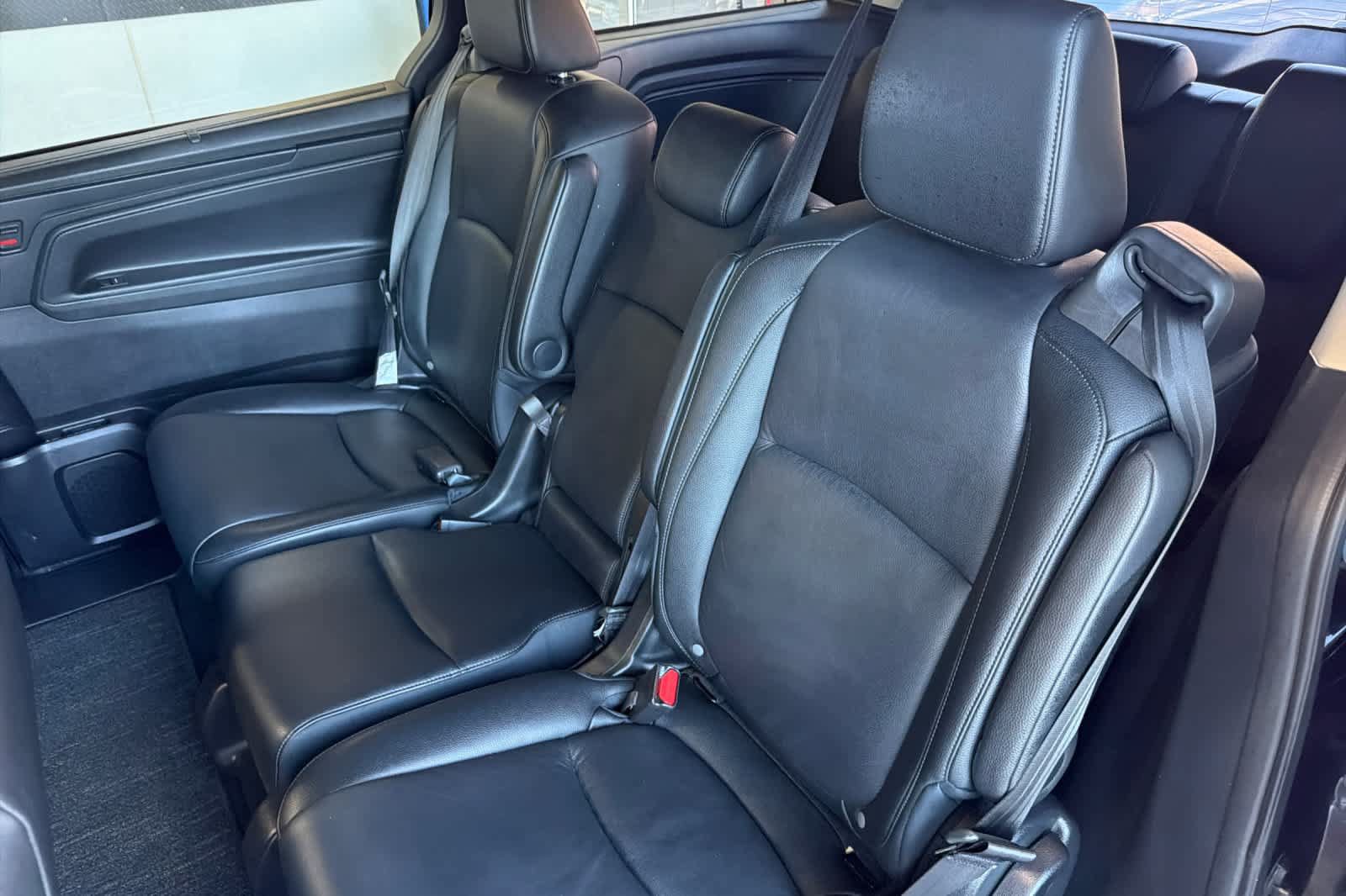 Used 2025 Honda Odyssey EX-L image 4