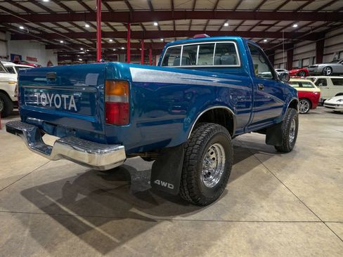 Used 1995 Toyota Pickup DX AWD/4WD image 8