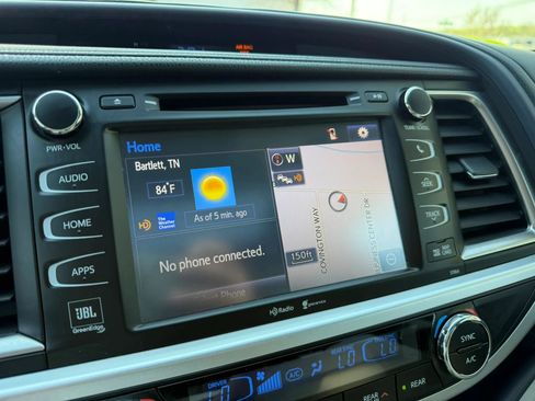 Used 2015 Toyota Highlander Limited image 21