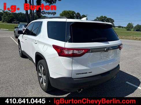 Used 2020 Chevrolet Traverse LT w/ LT Premium Package AWD/4WD image 6