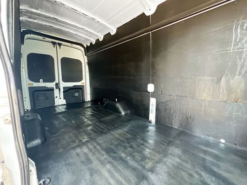 Used 2023 Ford Transit 250 148 High Roof Extended w/ Load Area Protection Package RWD image 32