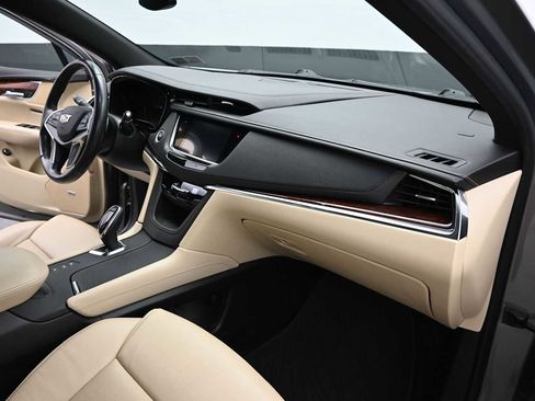Used 2019 Cadillac XT5 Luxury AWD/4WD image 22