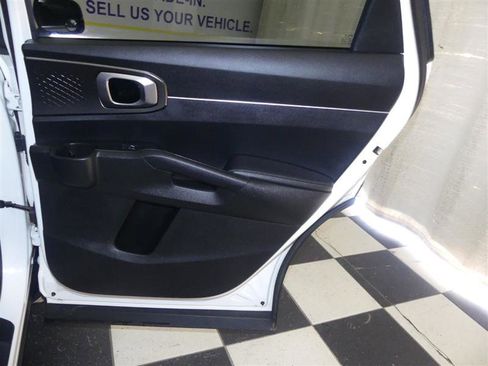 Used 2025 Kia Sorento EX FWD image 31