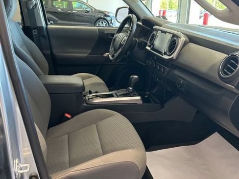 Certified 2023 Toyota Tacoma SR5 w/ Technology Package AWD/4WD image 15