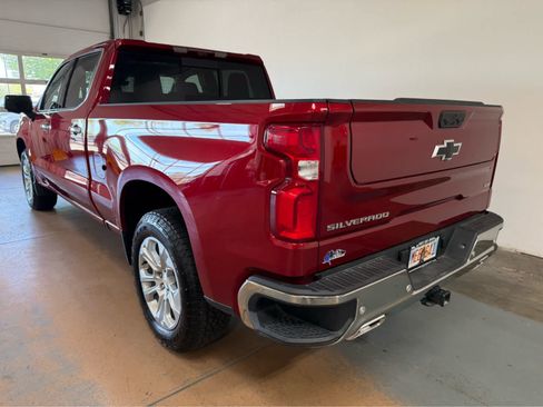Used 2026 Chevrolet Silverado 1500 LTZ w/ LTZ Premium Package AWD/4WD image 3