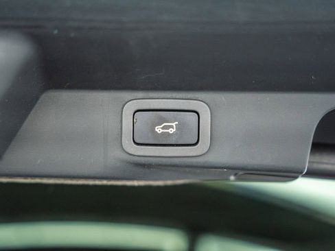 Used 2019 Land Rover Range Rover Sport HSE AWD/4WD image 13