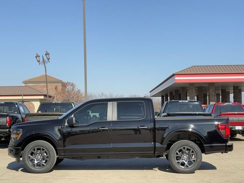New 2026 Ford F150 STX w/ Equipment Group 200A RWD image 32