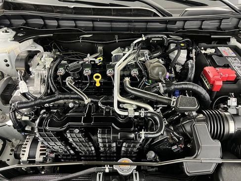 Used 2025 Nissan Altima 2.5 SV image 33