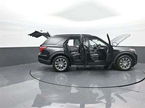 New 2026 Ford Explorer Active w/ Active Comfort Package image 38