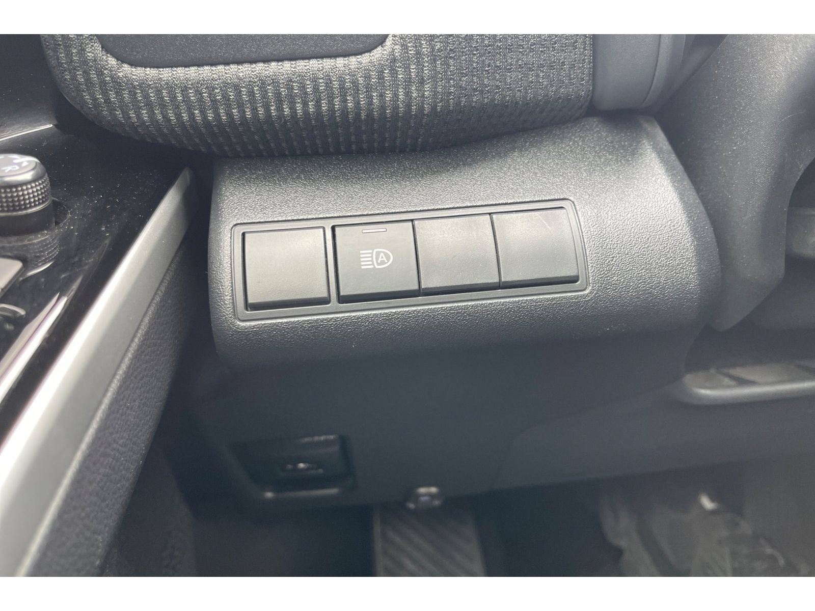 Certified 2023 Subaru Solterra AWD image 39