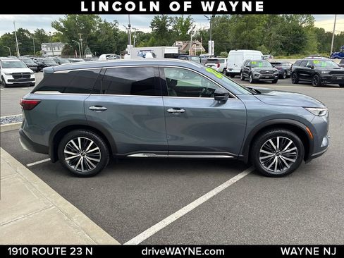 Used 2022 INFINITI QX60 Sensory w/ Cargo Package AWD/4WD image 8
