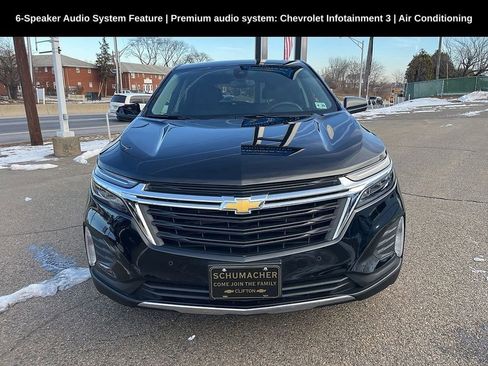 Used 2024 Chevrolet Equinox LT image 2