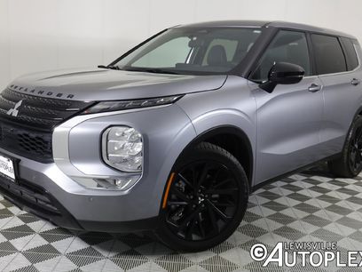 Used 2024 Mitsubishi Outlander SE Black Edition
