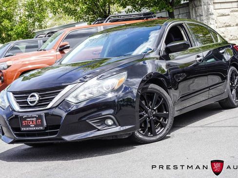 Used 2017 Nissan Altima 2.5 SR w/ Midnight Edition Package FWD image 15