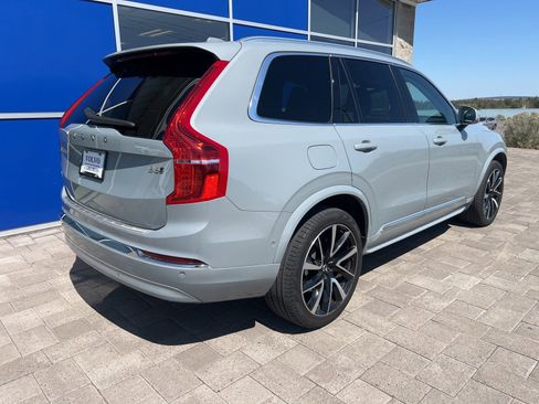 Used 2024 Volvo XC90 B6 Plus w/ Protection Package Premier AWD/4WD image 7