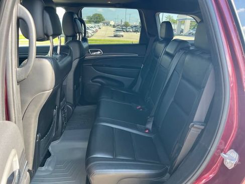 Used 2022 Jeep Grand Cherokee Limited AWD/4WD image 11