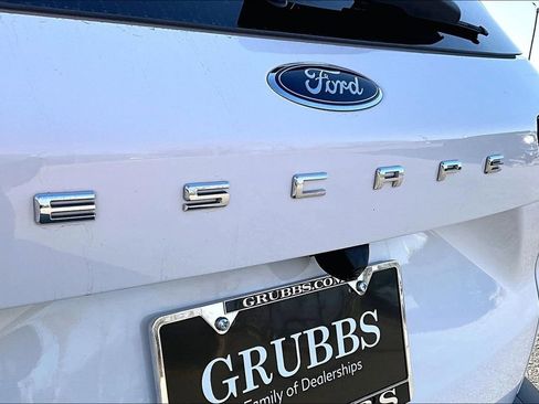 Used 2024 Ford Escape Active image 41