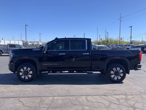 Used 2025 GMC Sierra 2500 Denali w/ Denali Reserve Package AWD/4WD image 6