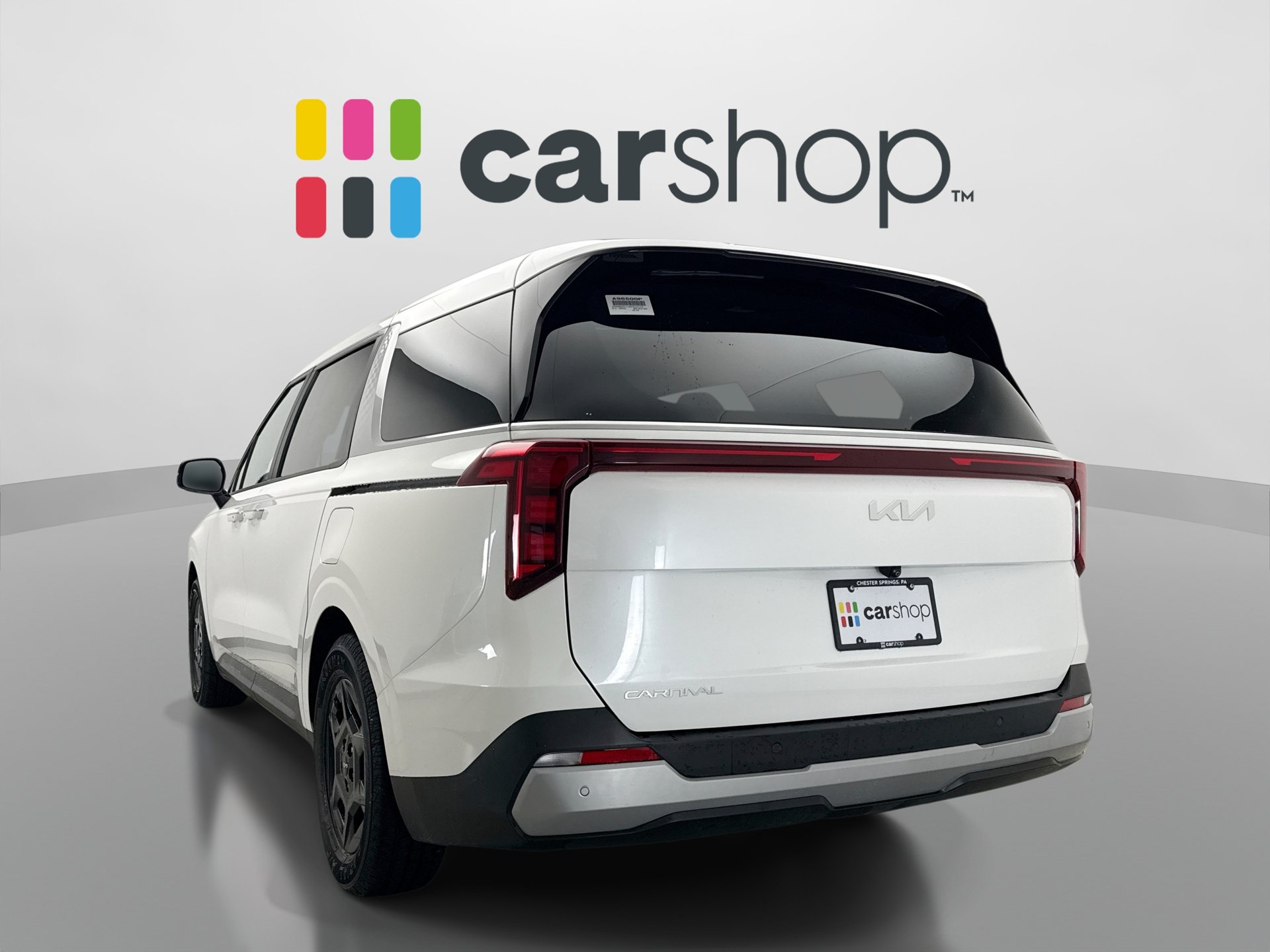 Used 2025 Kia Carnival FWD image 3