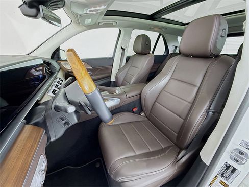 Used 2023 Mercedes-Benz GLE 450 4MATIC image 5