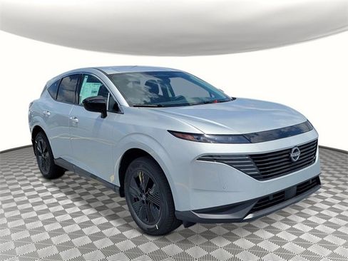 New 2025 Nissan Murano SV image 2